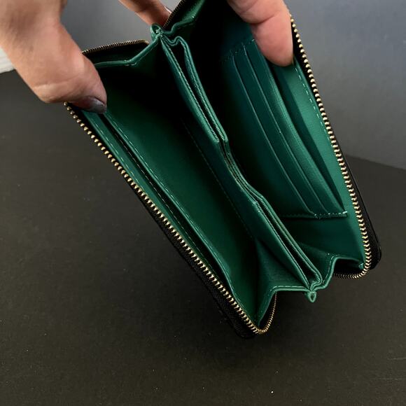 Fossil Sydney Black Leather Zip Around Wallet Wristlet - Picture 3 of 7